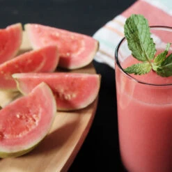 Tropical Pink Guava Tree -Plant Sales Store Pink Guava 3